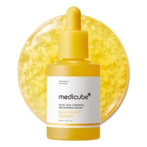 Medicube Kojic Acid Turmeric Capsule Serum 30 ml sérum facial con Cúrcuma y niacinamida para luminosidad y manchas